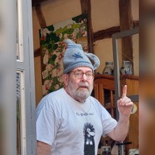 Kettensegen im Greis-Saal | Erstes Allgemeines Babenh&auml;user Pfarrer-Kabarett