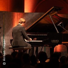 Hommage an Ludovico Einaudi - von Jonah Stabe