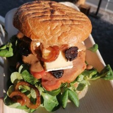 BURGER & BEER @DOCK49