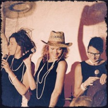 Die Lollipops au&szlig;er Rand und Band - Kein Genre ist vor ihnen sicher