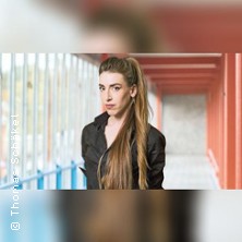 Karina Syndicus - Die Mond&auml;ne ist mein Krafttier - Premiere