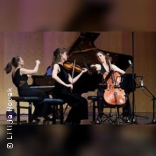 Trio Bront&euml;