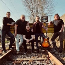 Konzert mit der Band Blind Feat - Mix aus Blues, Rock, Balladen, jazzige Akkorde