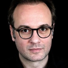 Ren&eacute; Sydow - Sie d&uuml;rfen sich wieder setzen