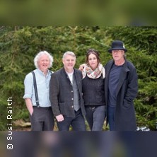 Susi Raith & Friends - Weihnachtslieder von Dahoam und aus der Welt &hellip;