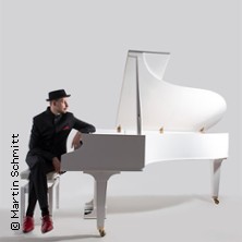 Schmitt singt J&uuml;rgens - Die Udo J&uuml;rgens Show mit Sinfonieorchester & Band