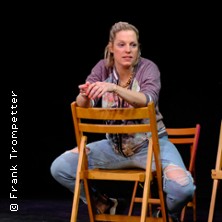 Die Frau, die gegen T&uuml;ren rannte - Theater G&uuml;tersloh