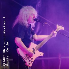 Barclay James Harvest feat. Les Holroyd