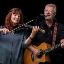 Paddy Goes To Holyhead Duo - Irish Christmas-Folk + Best Of Paddy Goes To Holyhead