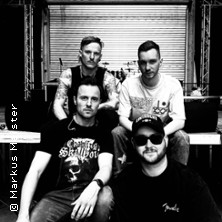 Roach Resort & Freaks off the Leash