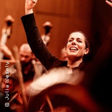 WDR Sinfonieorchester | Majest&auml;tisch &ndash; Marie Jacquot & Iveta Apkalna