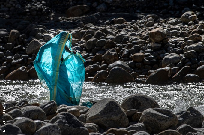 Pilgerin am Ganges