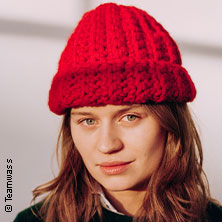 girl in red