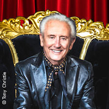 Tony Christie mit Band