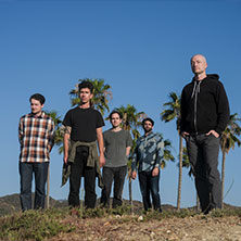 Touch&eacute; Amor&eacute;